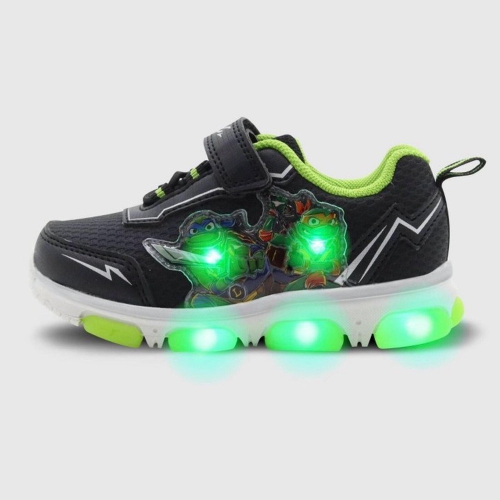 Toddler Boy TMNT Light-Up Sneakers Black Size 7 New With Tags